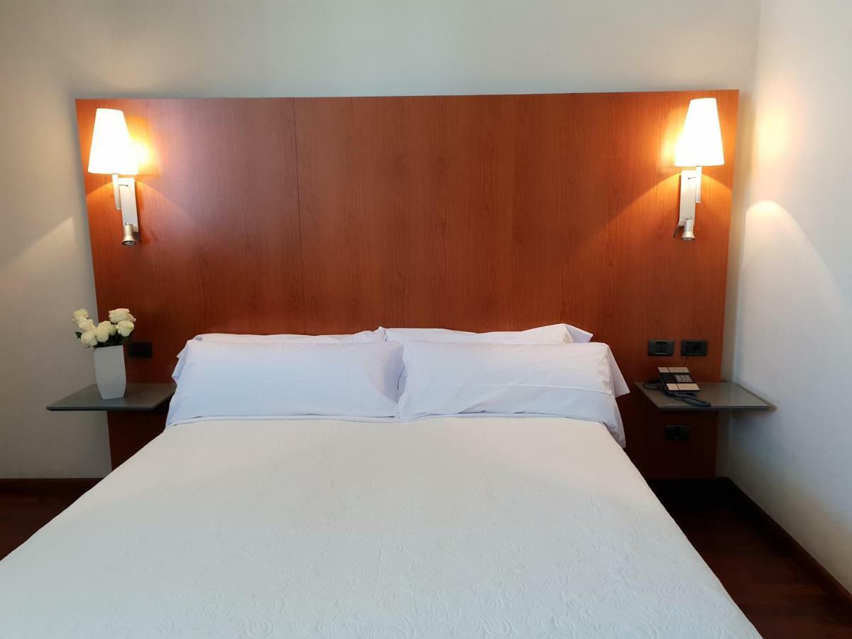 Sant Bonifaci Petrer Hotel Elda Ngoại thất bức ảnh